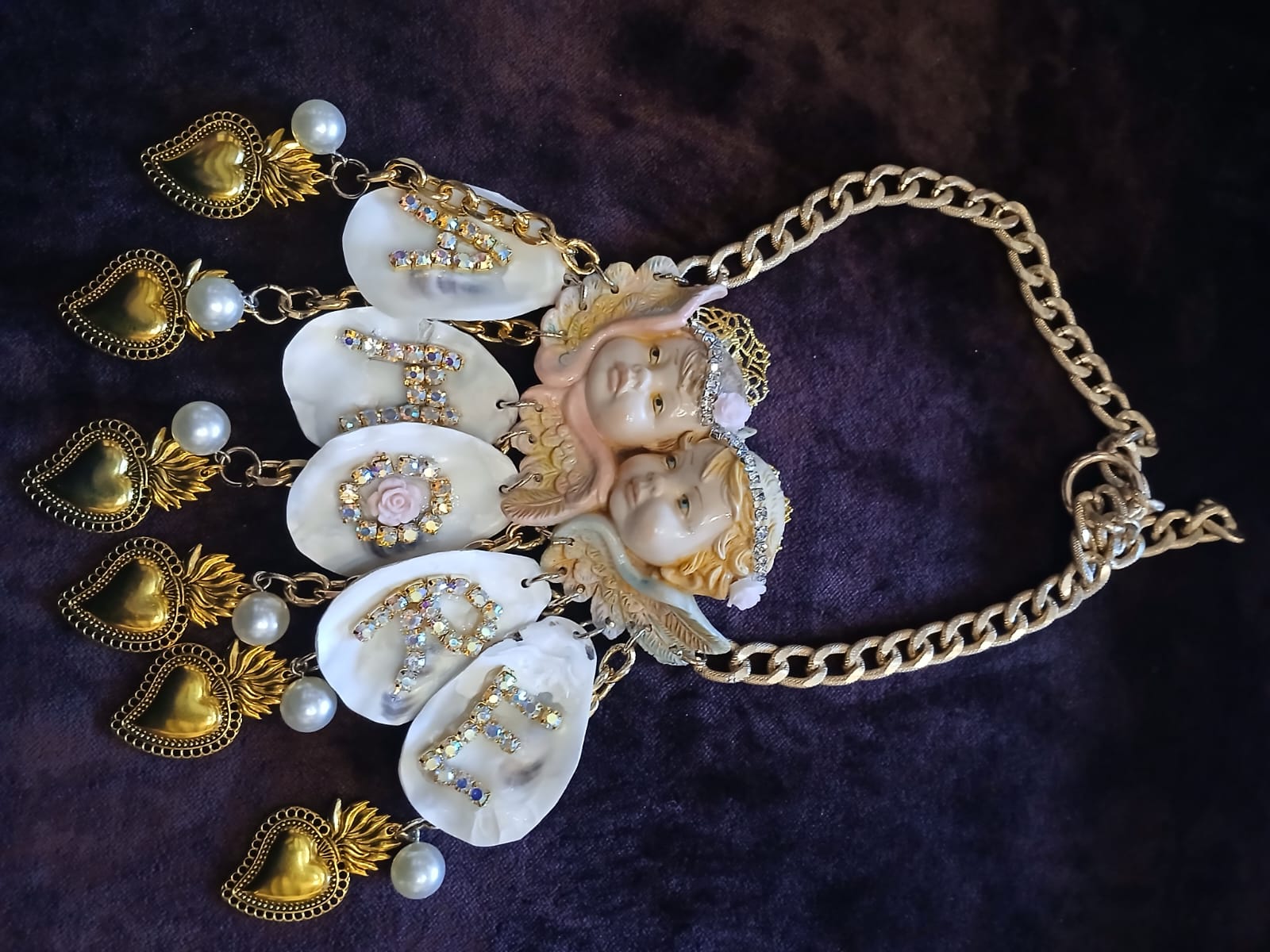 Collana con angeli e cuori